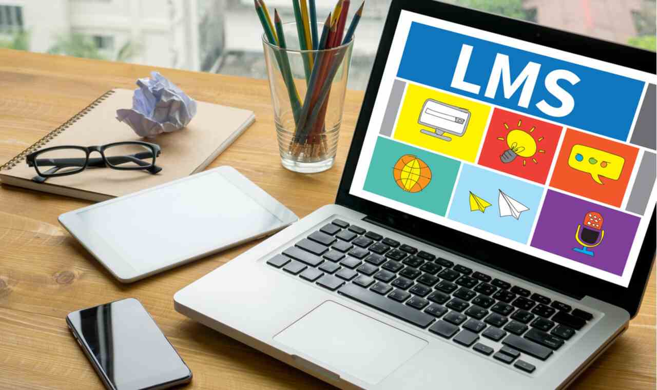 How to Track Employee Training Progress with Learning Management Systems (LMS) Platforms